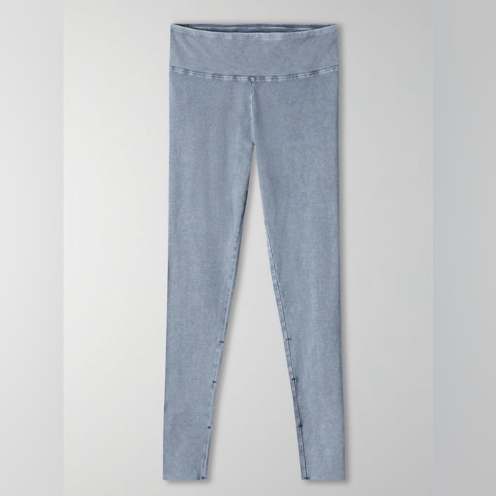 Aritzia Equator Deep Indigo Leggings Brand New Size Small